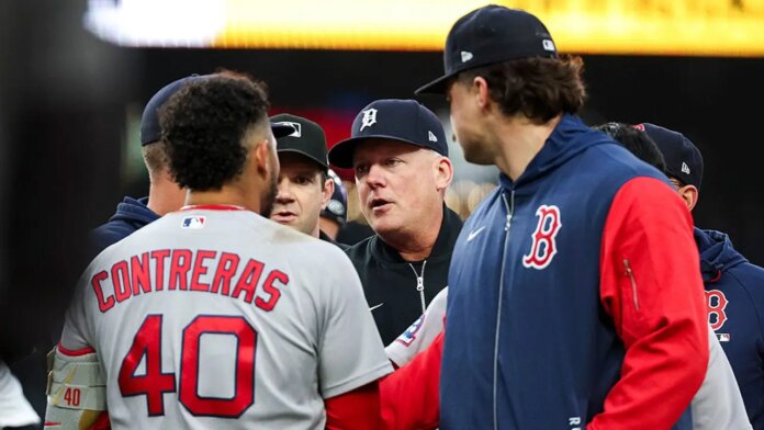Aj Hinch Willson Contreras Detroit Fox News 001 696x392