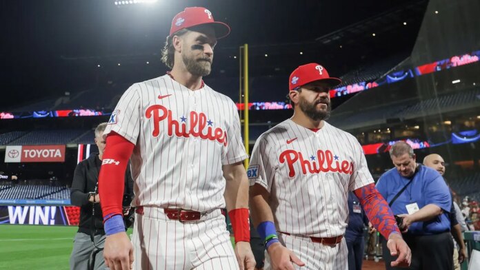 MLB Philadelphia Bryce Harper Kyle Schwarber 696x392