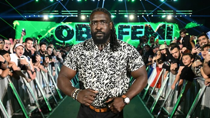 Oba Femi Raw Accor Arena Fox News 001 696x392