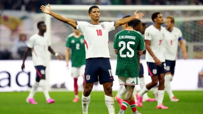 Team Mexico England World Cup 4 696x392
