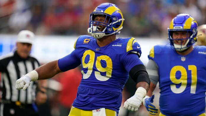 Aaron Donald 696x392